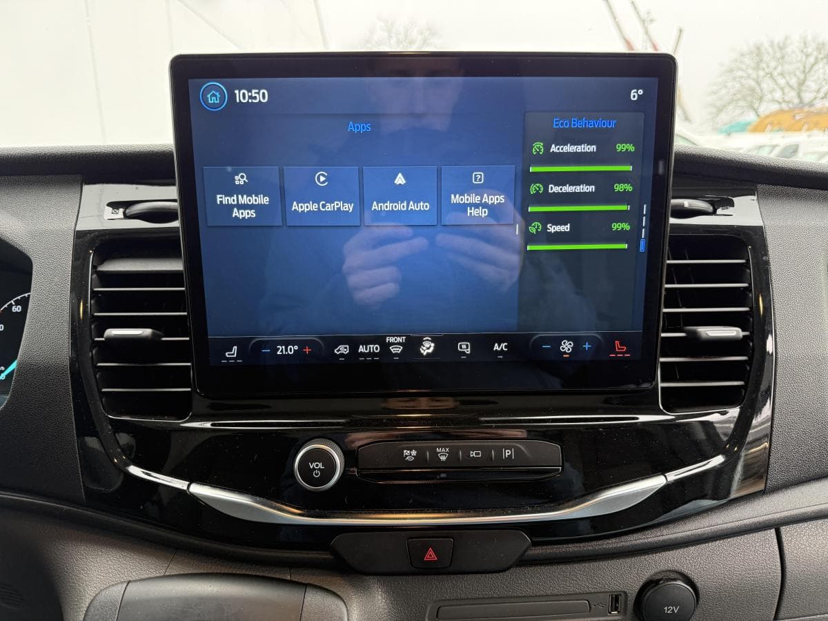 Ford E transit 350 68kwh 184pk e-Transit 350 68kWh 184PK thumbnail 21