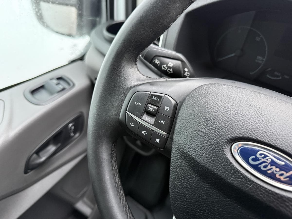 Ford E transit 68kwh 184pk e-Transit 68kWh 184PK thumbnail 21