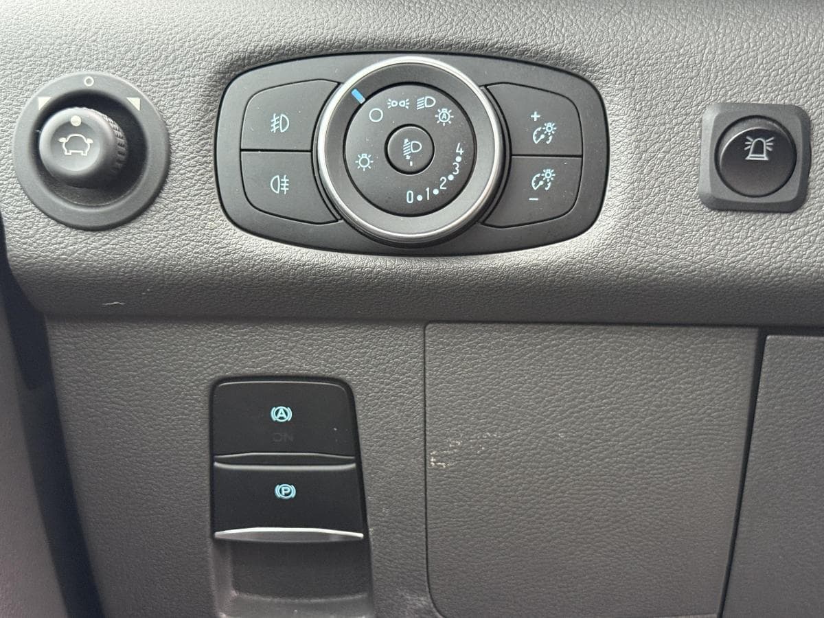 Ford E transit 68kwh e-Transit 68KWh thumbnail 20