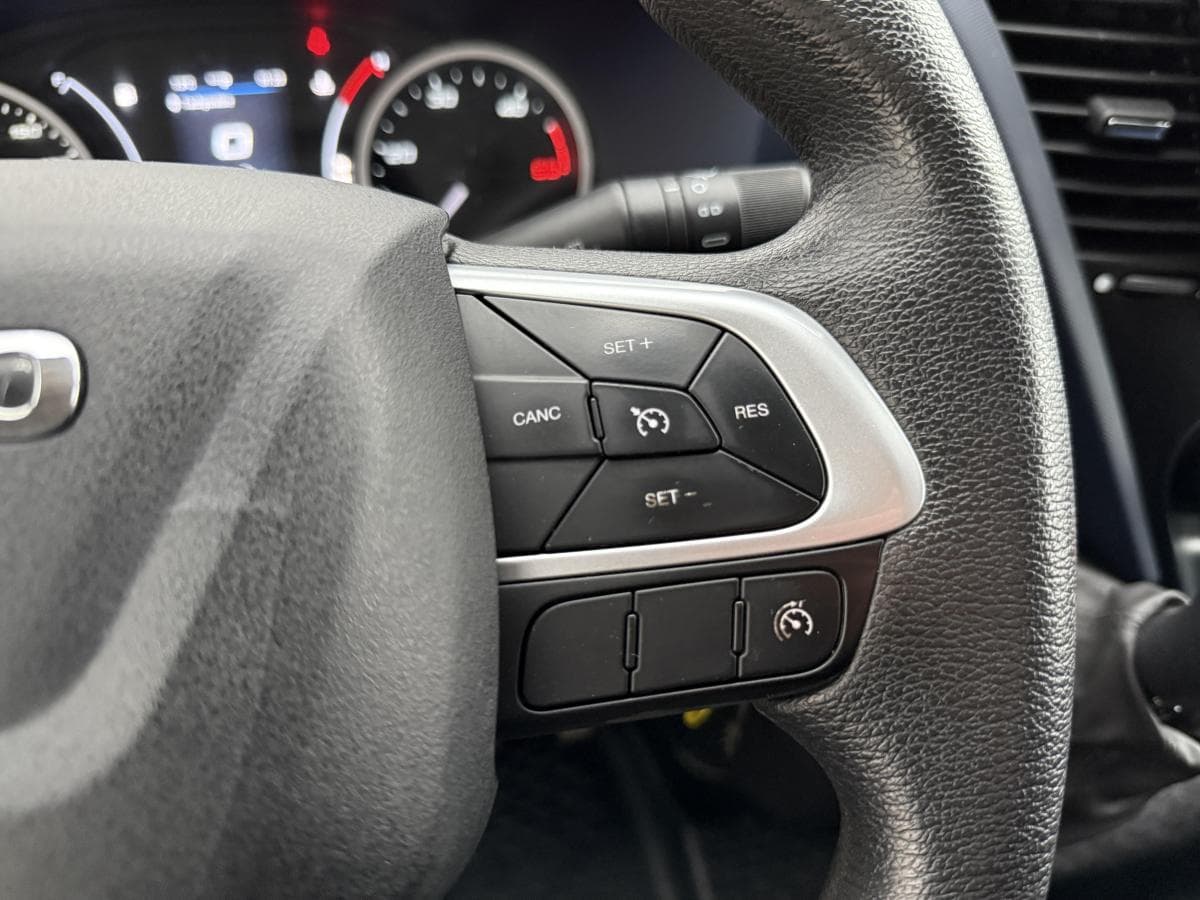 Iveco Daily 35s16 23 Daily 35S16 2.3 thumbnail 22