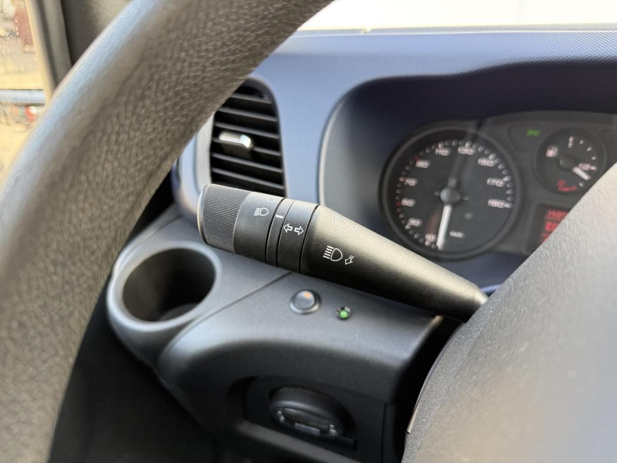 Iveco Daily 35s14 23 Daily 35S14 2.3 thumbnail 22