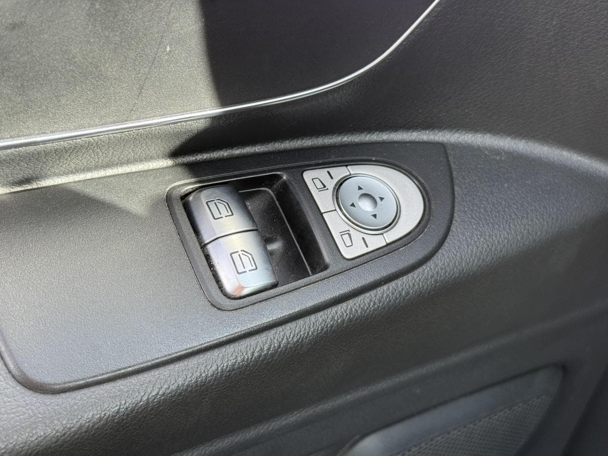 Mercedes-Benz Benz vito 114 21 cdi Vito 114 2.1 CDI thumbnail 22