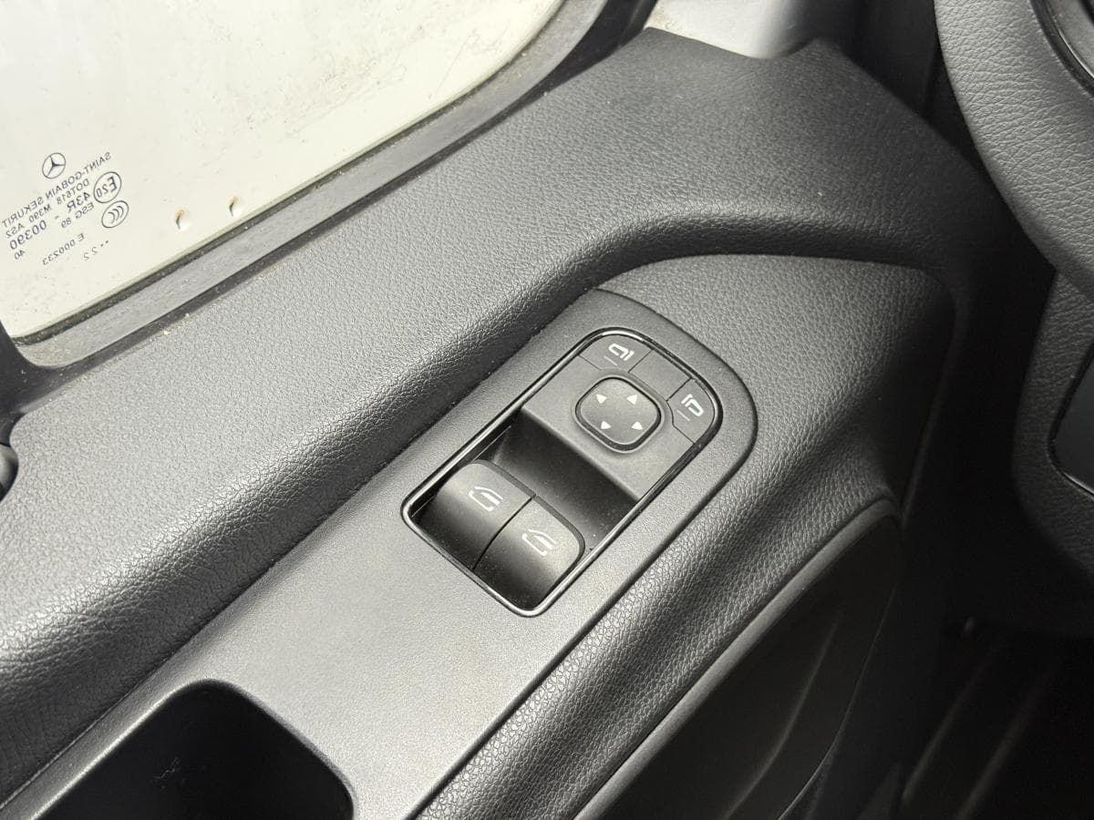 Mercedes-Benz Benz sprinter 317 19 cdi Sprinter 317 1.9 CDI thumbnail 22