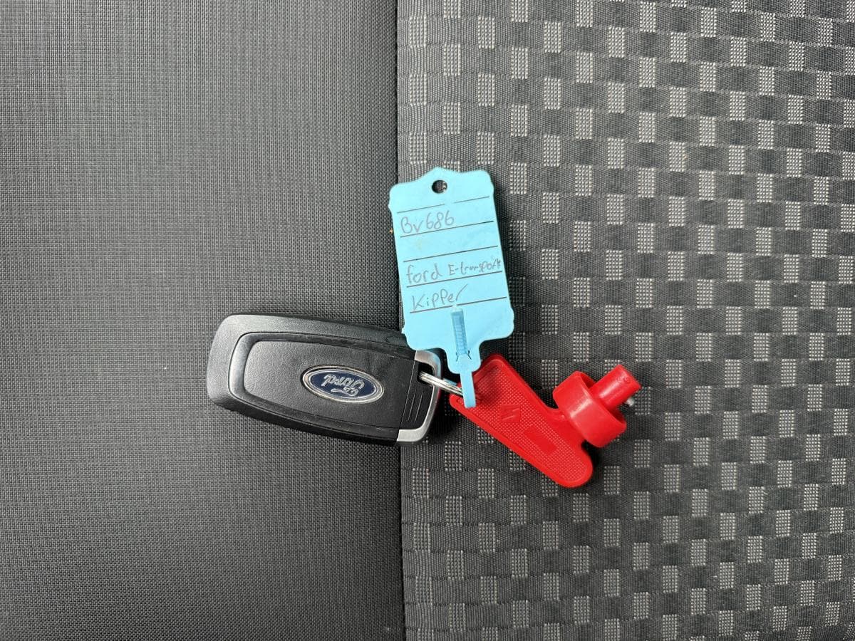 Ford E transit 75kwh e-Transit 75kWh thumbnail 23