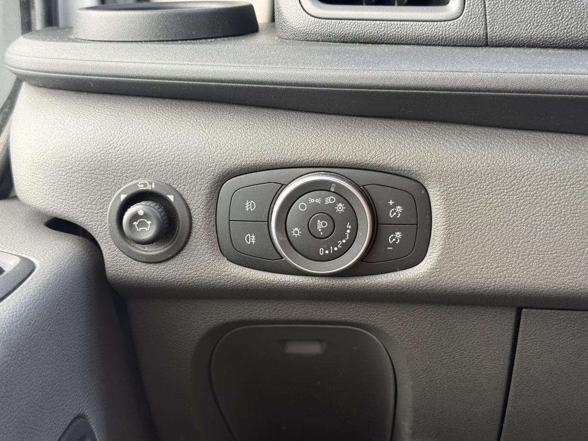 Ford Transit 20 tdci 130pk Transit 2.0 TDCI 130PK thumbnail 22