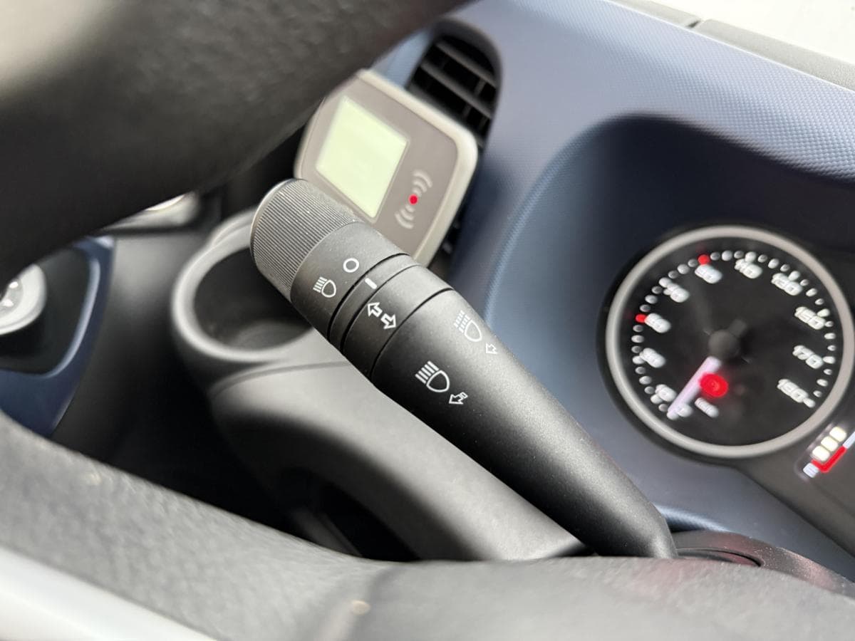 Iveco Daily 35s16 23 Daily 35S16 2.3 thumbnail 23