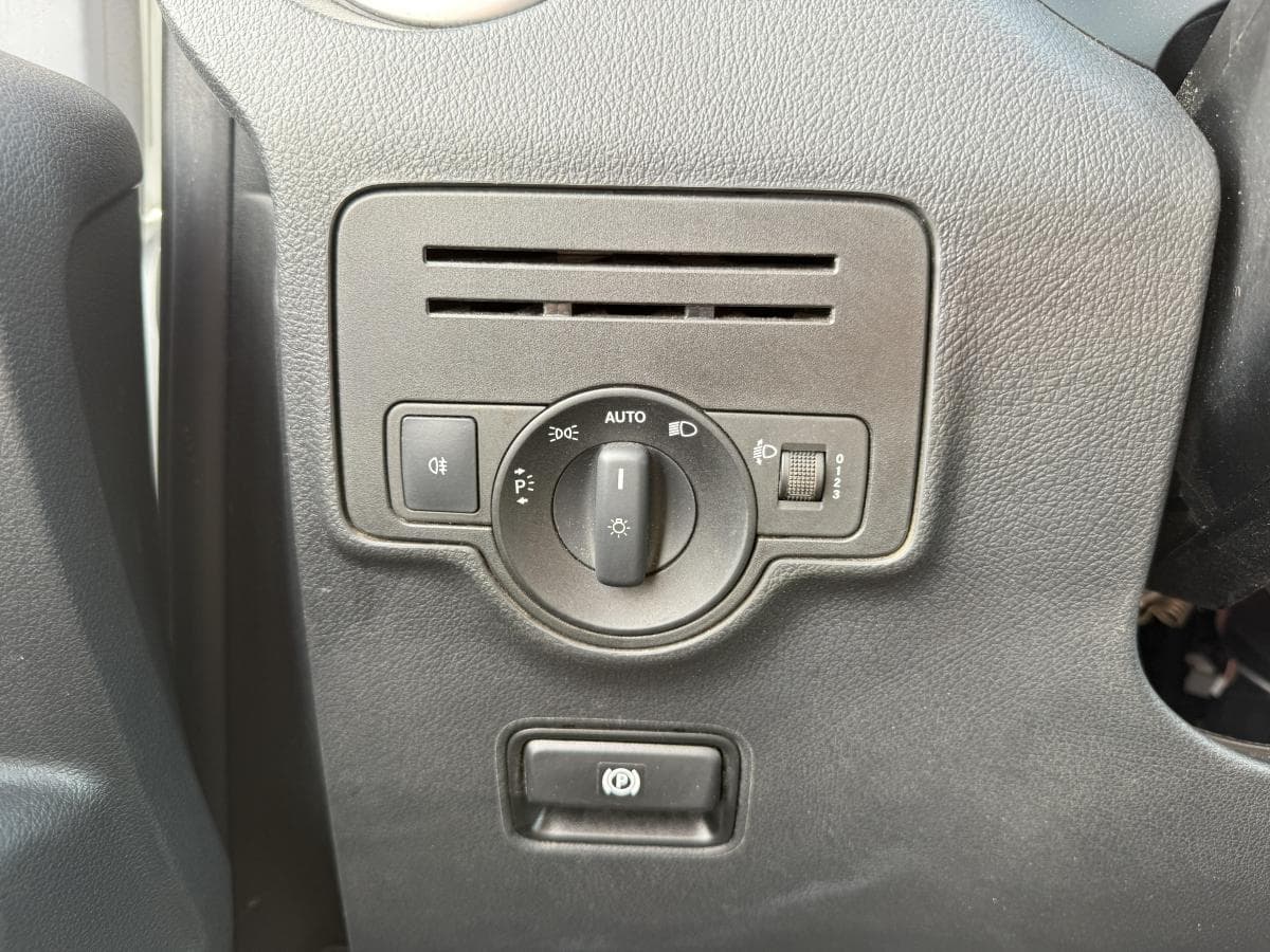 Mercedes-Benz Benz vito 114 21 cdi Vito 114 2.1 CDI thumbnail 23