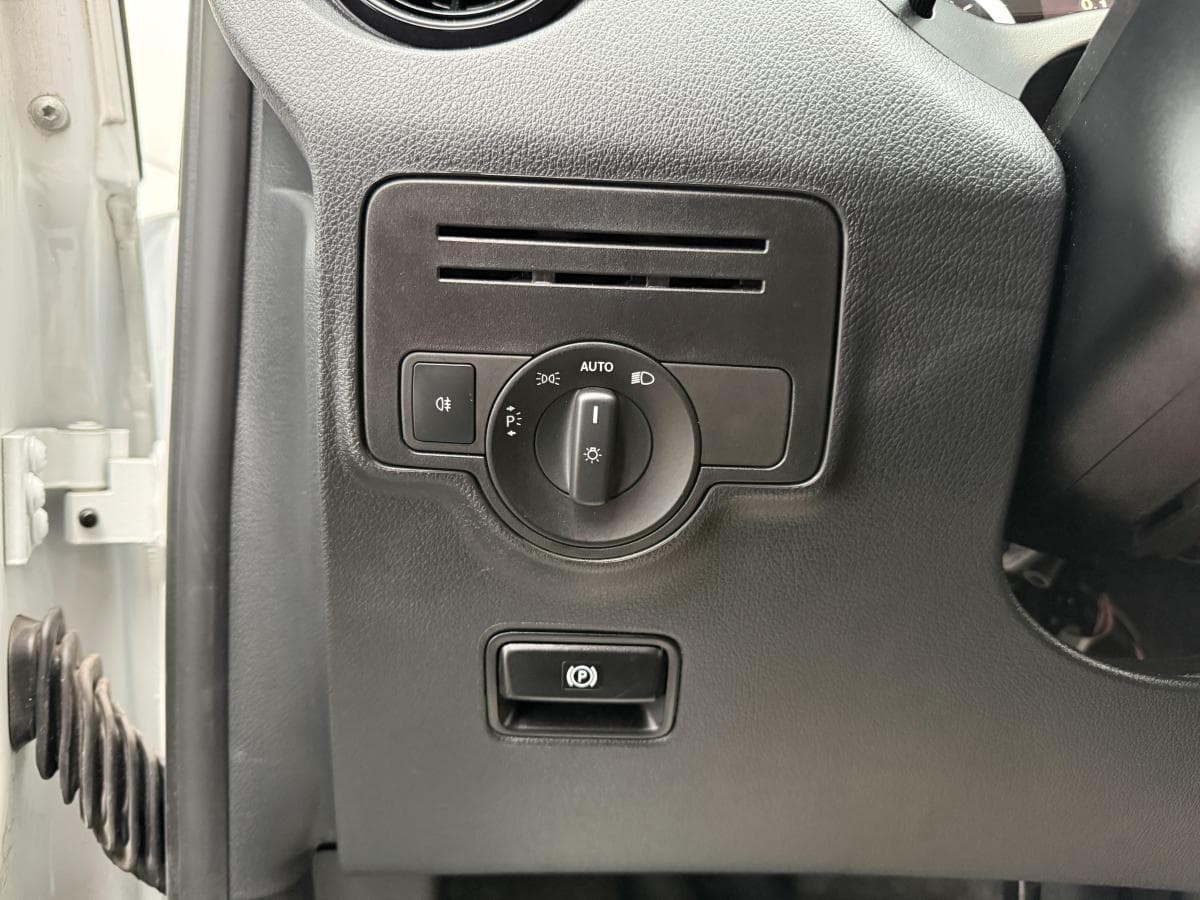 Mercedes-Benz Benz vito 116 21 cdi Vito 116 2.1 CDI thumbnail 24