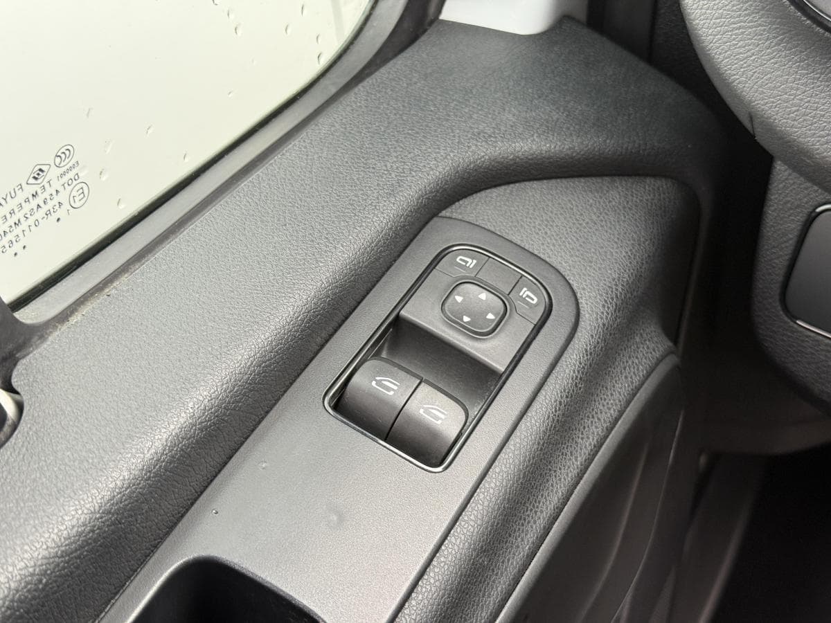 Mercedes-Benz Benz sprinter 315 19 cdi Sprinter 315 1.9 CDI thumbnail 24