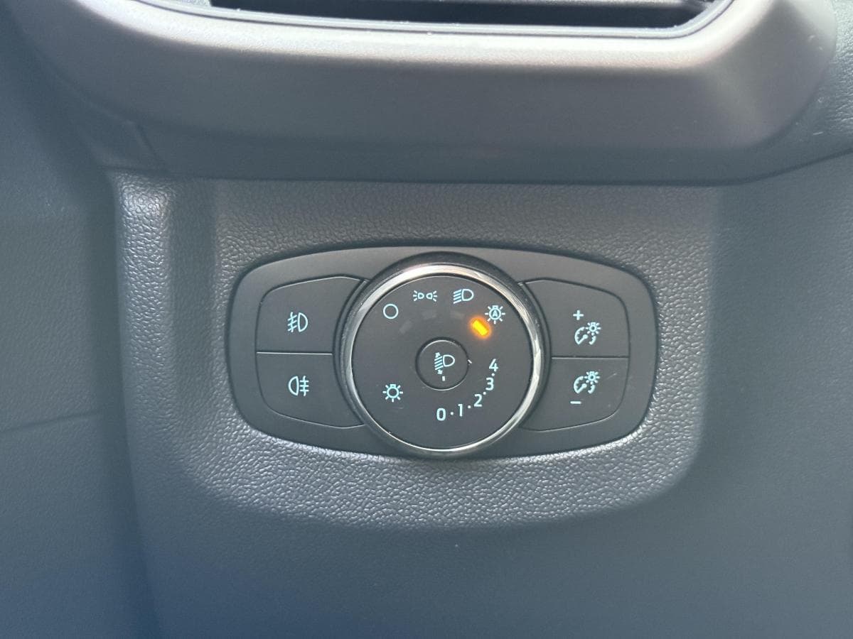 Ford Transit courier 10 ecoboost 100pk Transit Courier 1.0 EcoBoost 100PK thumbnail 27