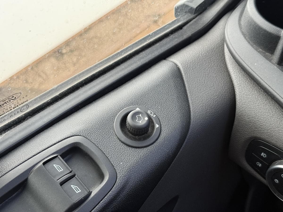 Ford Transit custom 340 10 phev 120pk Transit Custom 340 1.0 PHEV 120PK thumbnail 24