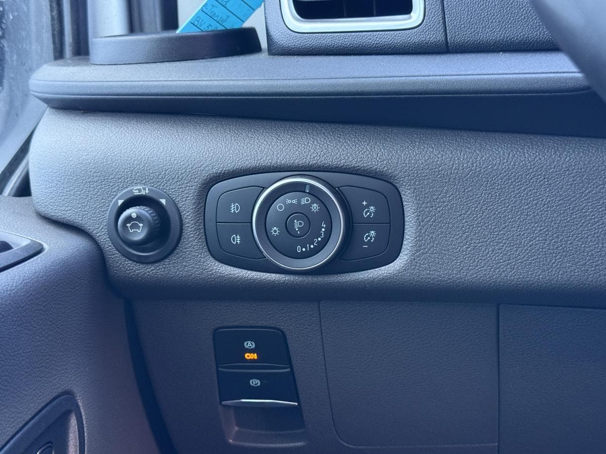 Ford E transit 68kwh 184pk e-Transit 68kWh 184PK thumbnail 27