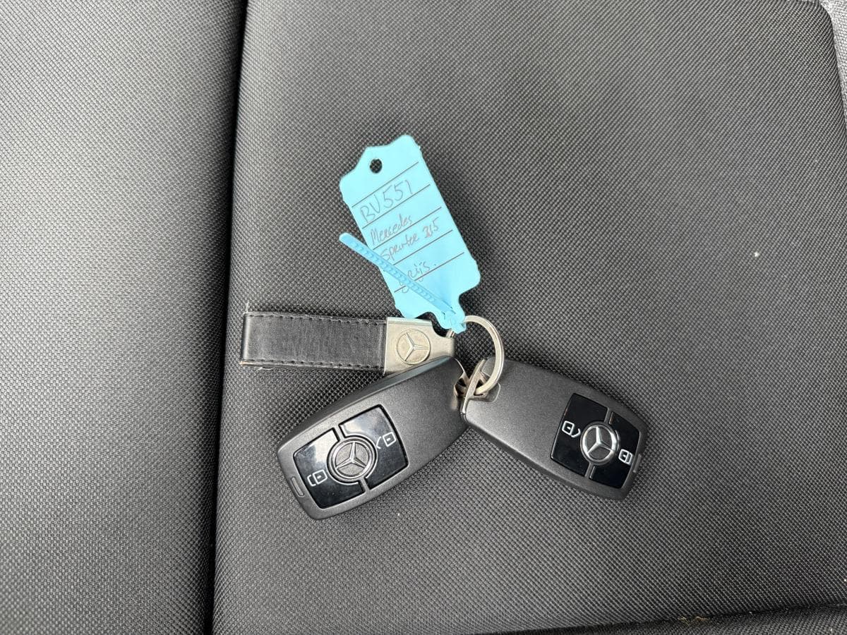 Mercedes-Benz Benz sprinter 215 19 cdi Sprinter 215 1.9 CDI thumbnail 26