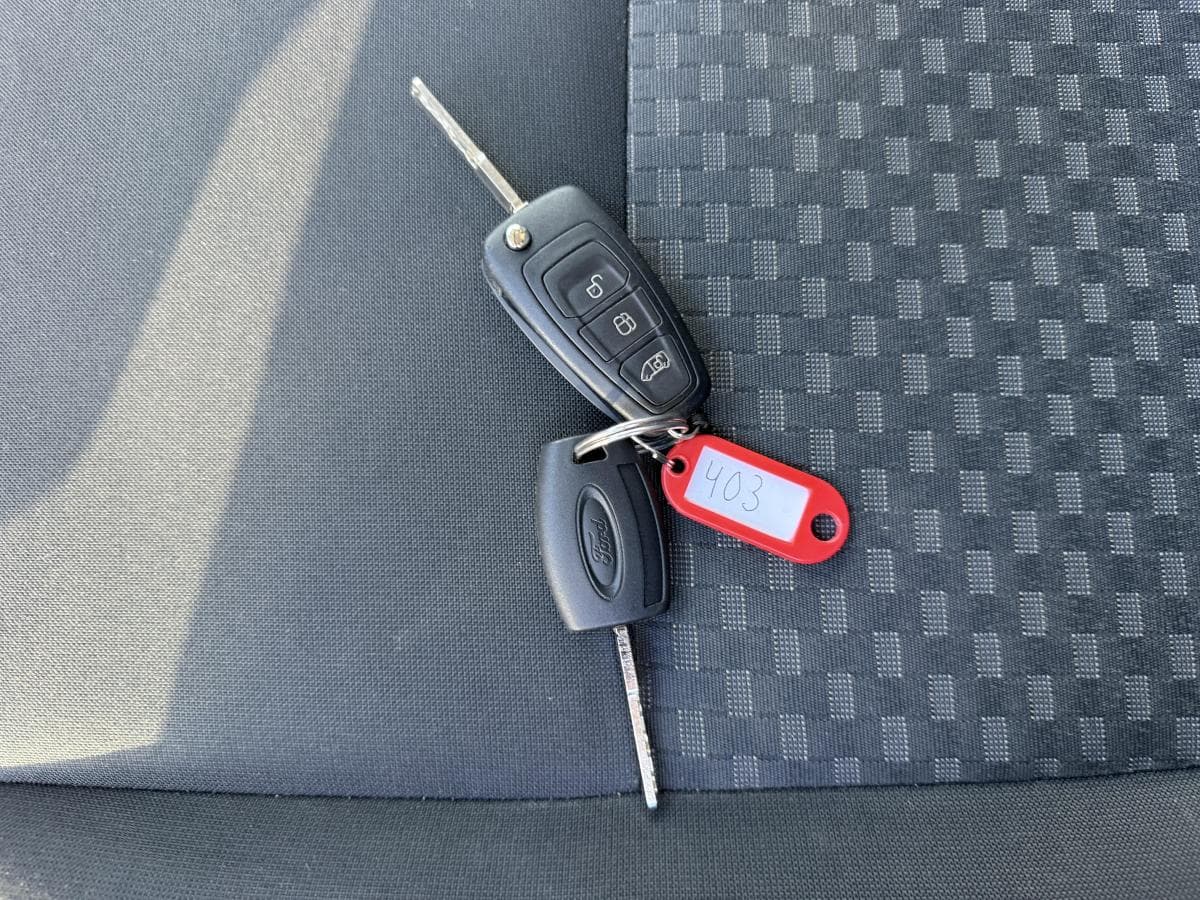 Ford Transit 350 20 tdci 170pk Transit 350 2.0 TDCI 170PK thumbnail 26