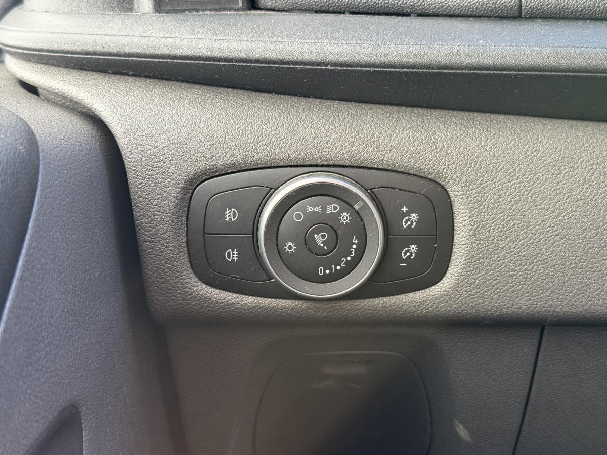 Ford Transit custom 340 10 phev 120pk Transit Custom 340 1.0 PHEV 120PK thumbnail 25