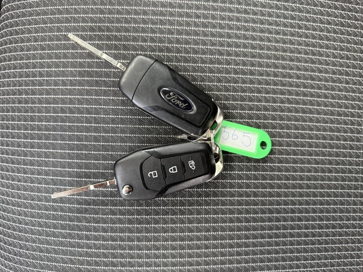 Ford Transit courier 10 ecoboost 100pk Transit Courier 1.0 EcoBoost 100PK thumbnail 29