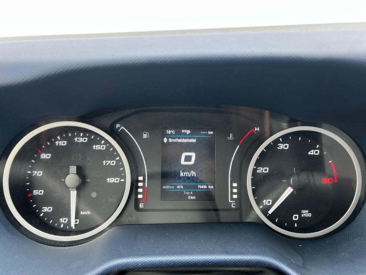 Iveco Daily 35s14 23 Daily 35S14 2.3 thumbnail 28