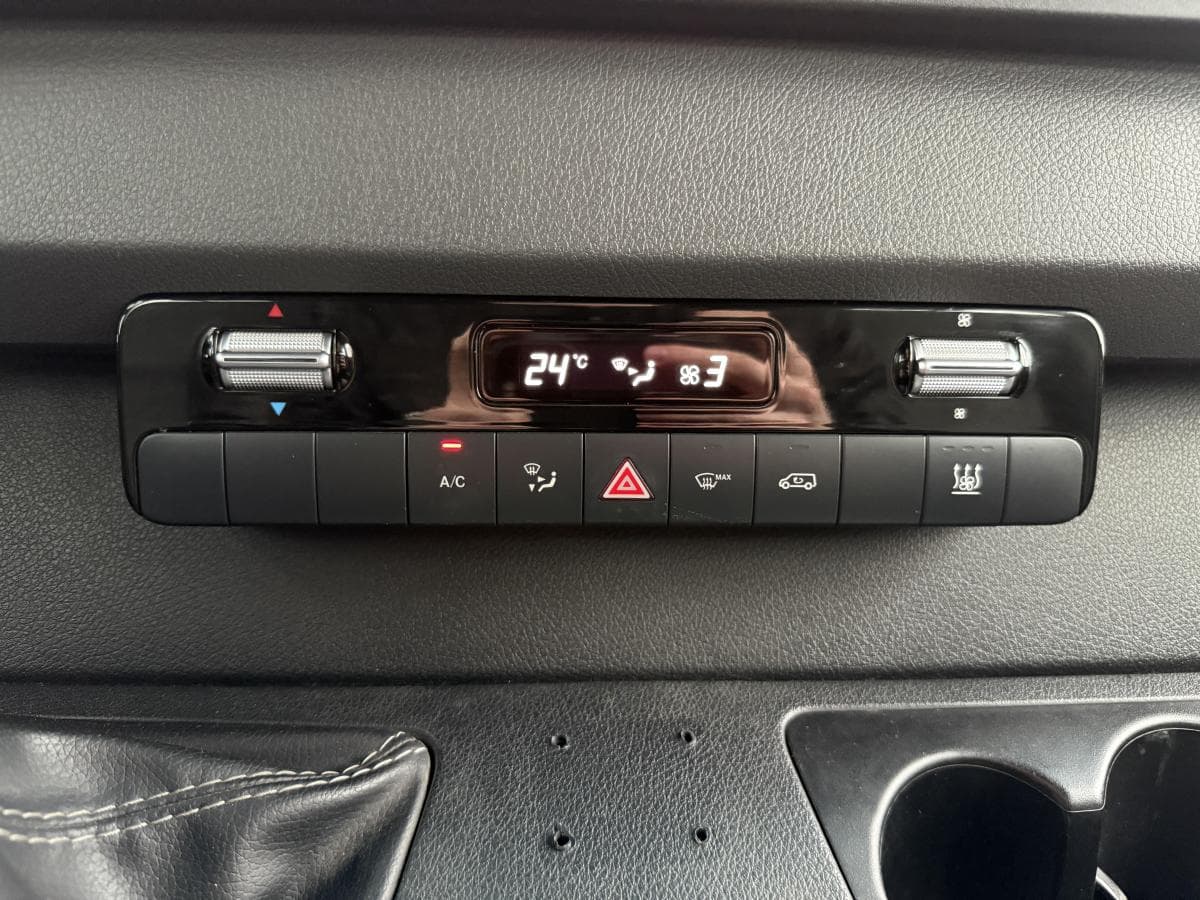 Mercedes-Benz Benz sprinter 516 22 cdi Sprinter 516 2.2 CDI thumbnail 28