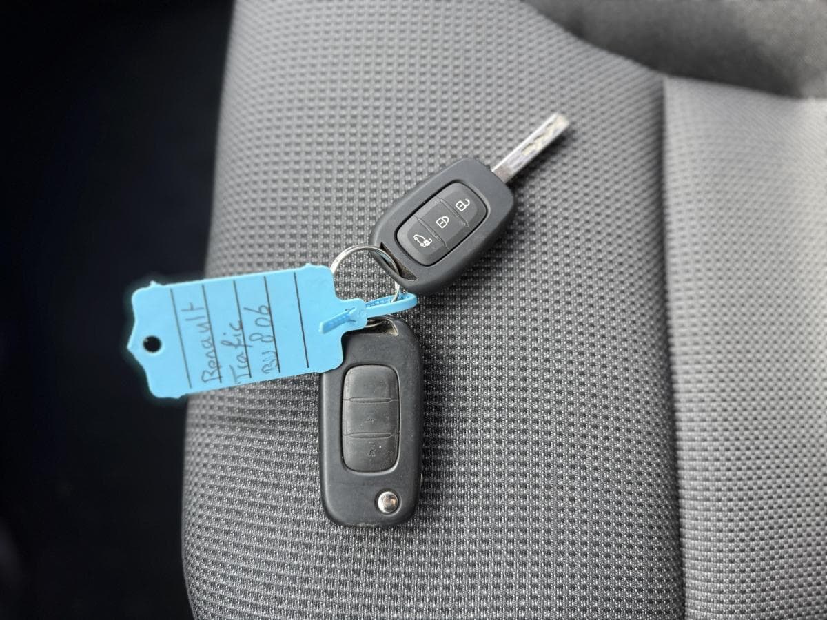 Renault Trafic 20 dci 150pk Trafic 2.0 DCI 150PK thumbnail 31