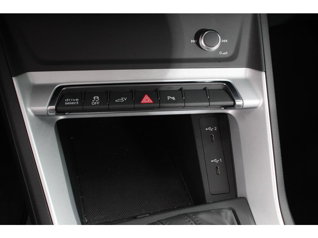 Audi Q3 Sportback 45 TFSI attitude Plus PHEV 245 PK thumbnail 16