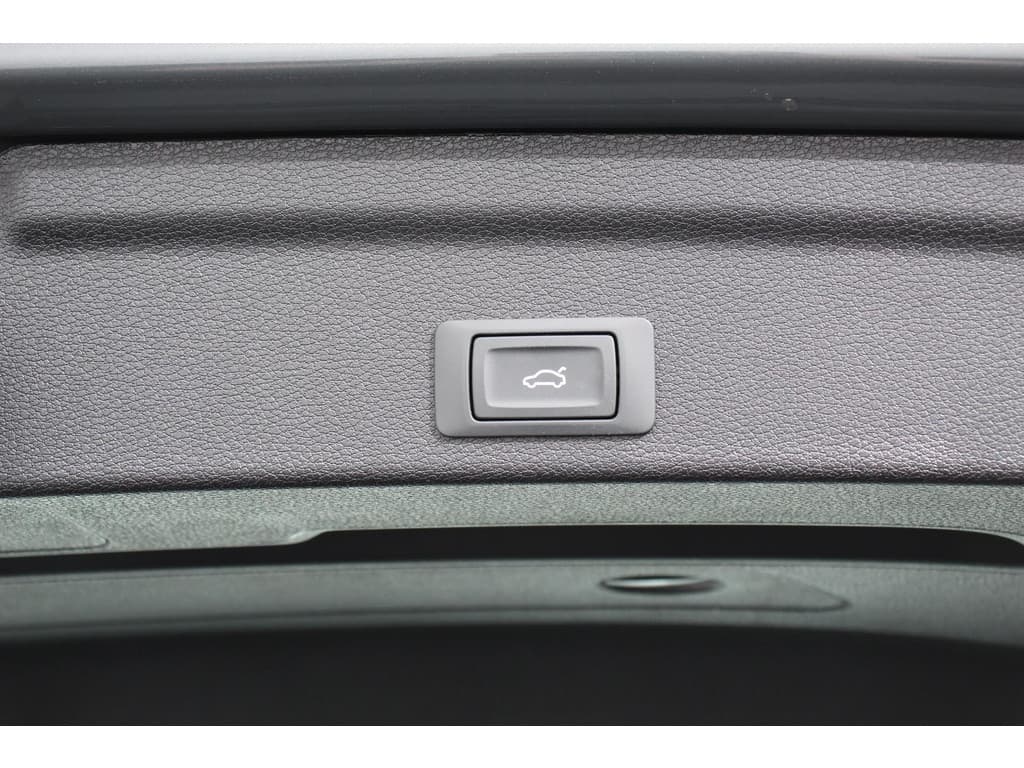 Audi Q3 Sportback 45 TFSI attitude Plus PHEV 245 PK thumbnail 25