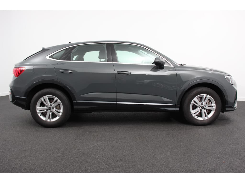 Audi Q3 Sportback 45 TFSI attitude Plus PHEV 245 PK thumbnail 6