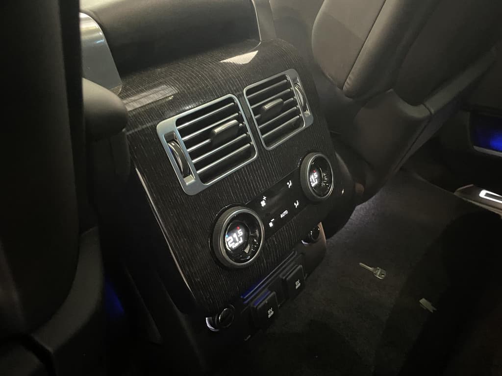 Land Rover Range Rover 3.0 TDV6 Autobiography thumbnail 24