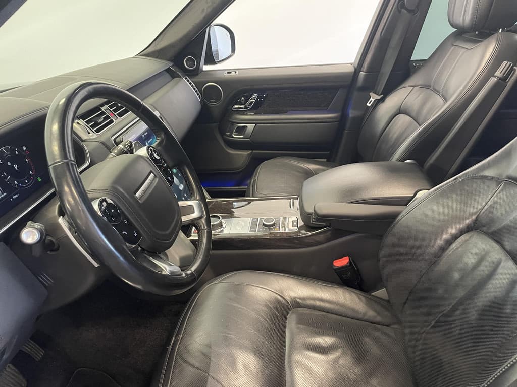 Land Rover Range Rover 3.0 TDV6 Autobiography thumbnail 8