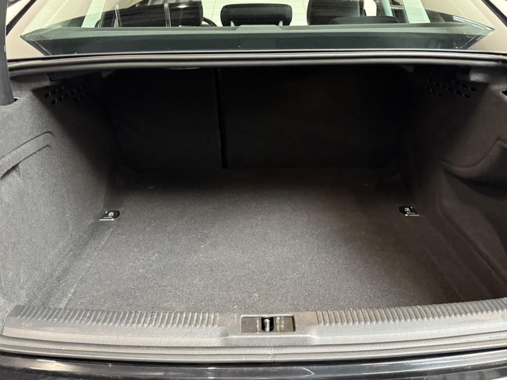 Audi A4 Limousine 1.8 TFSI Business Edition thumbnail 29