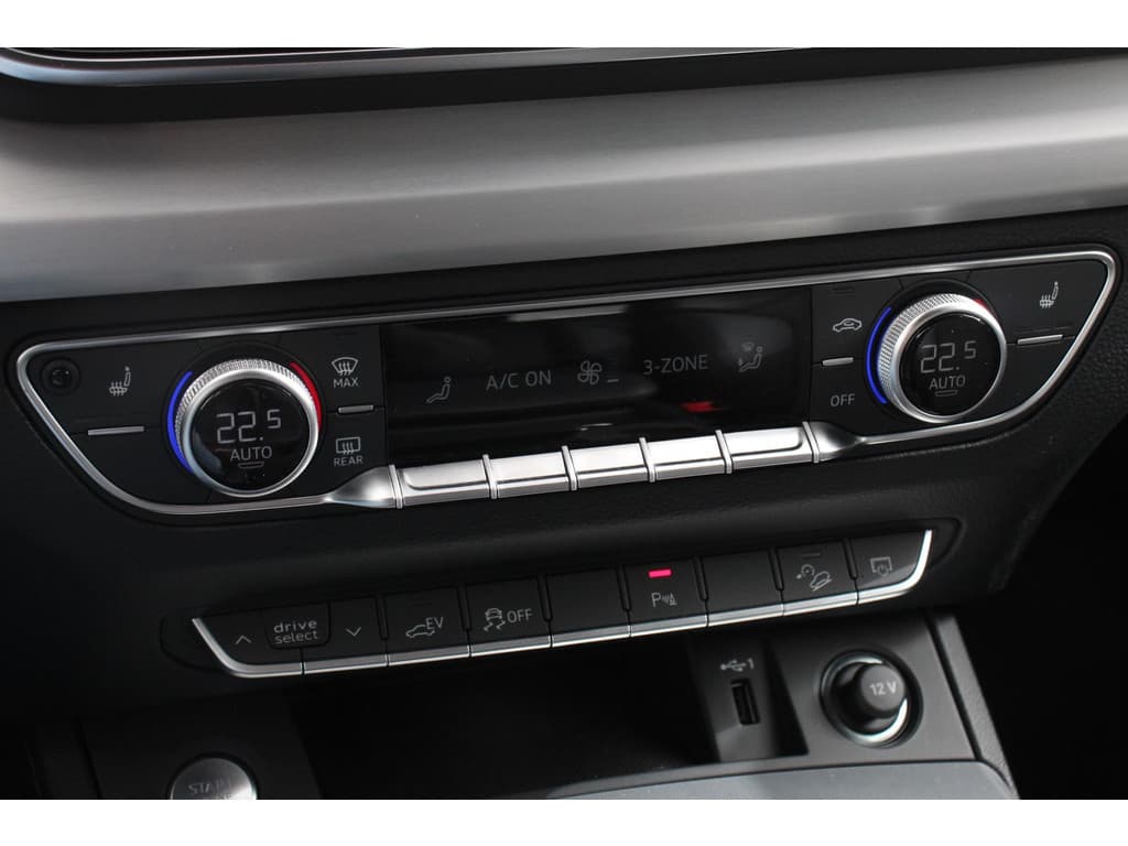 Audi Q5 Sportback 50 TFSI e S Edition S-Tronic Plug in Hybrid thumbnail 18