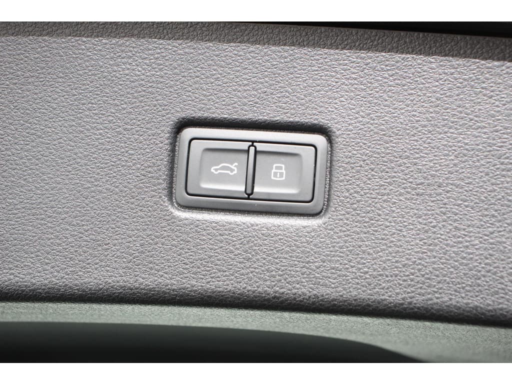 Audi Q5 Sportback 50 TFSI e S Edition S-Tronic Plug in Hybrid thumbnail 22