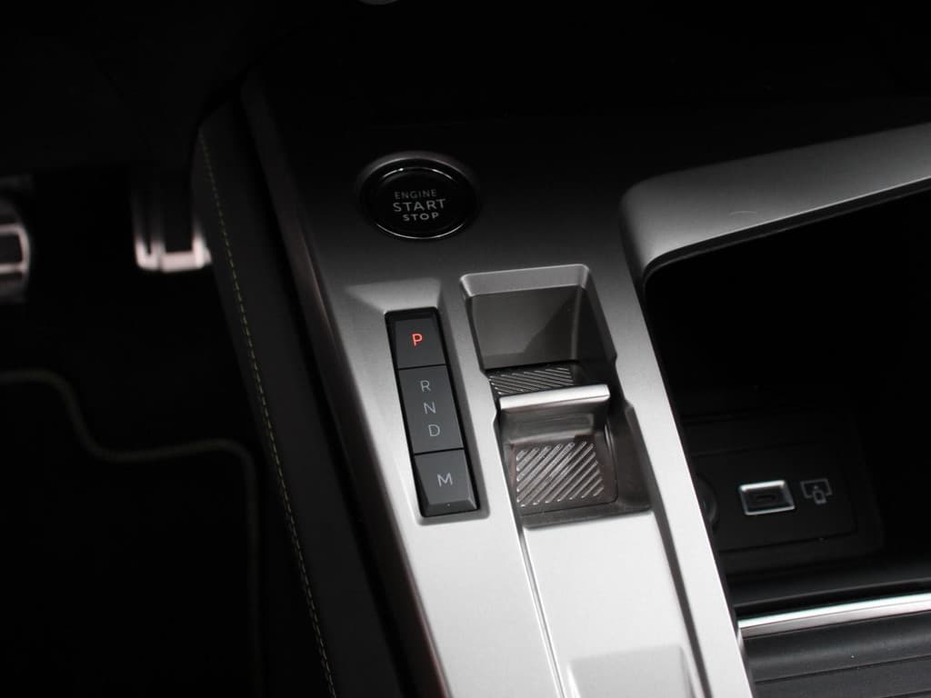 Peugeot 308 1.2 PureTech GT thumbnail 18