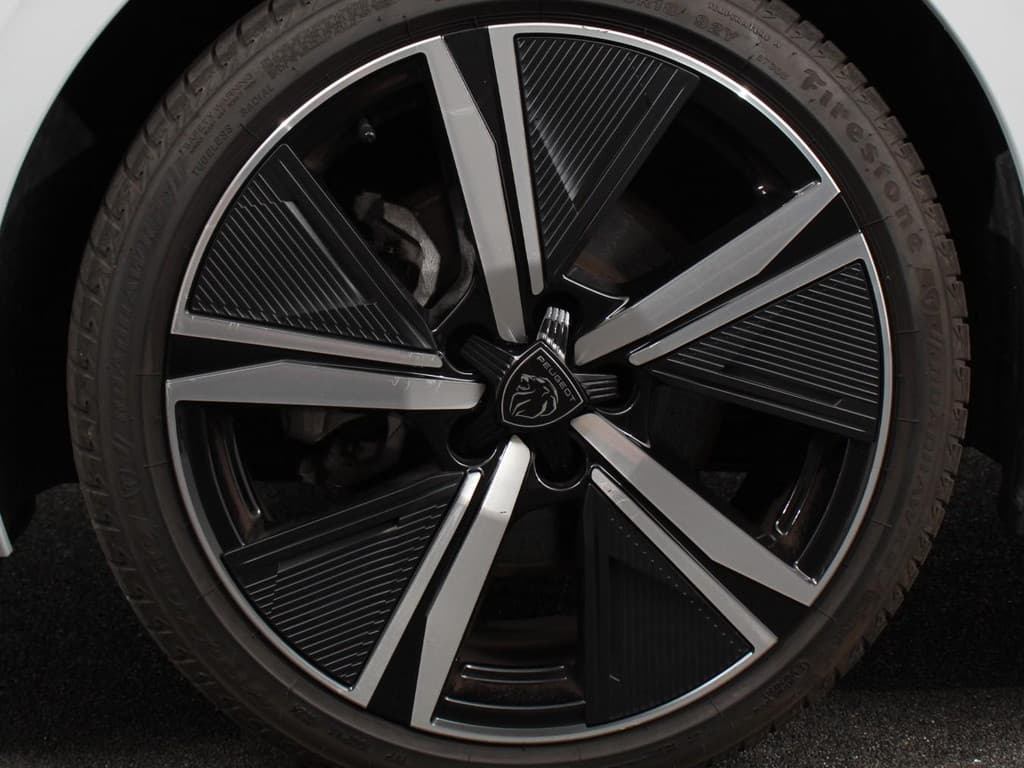 Peugeot 308 1.2 PureTech GT thumbnail 30