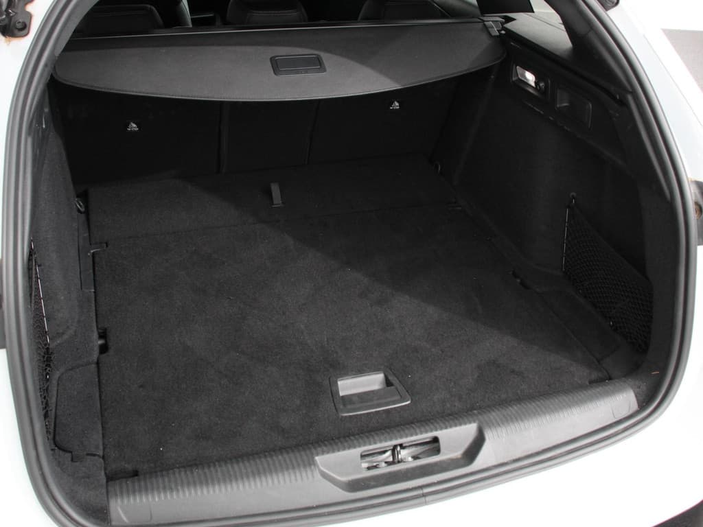 Peugeot 308 1.2 PureTech GT thumbnail 31