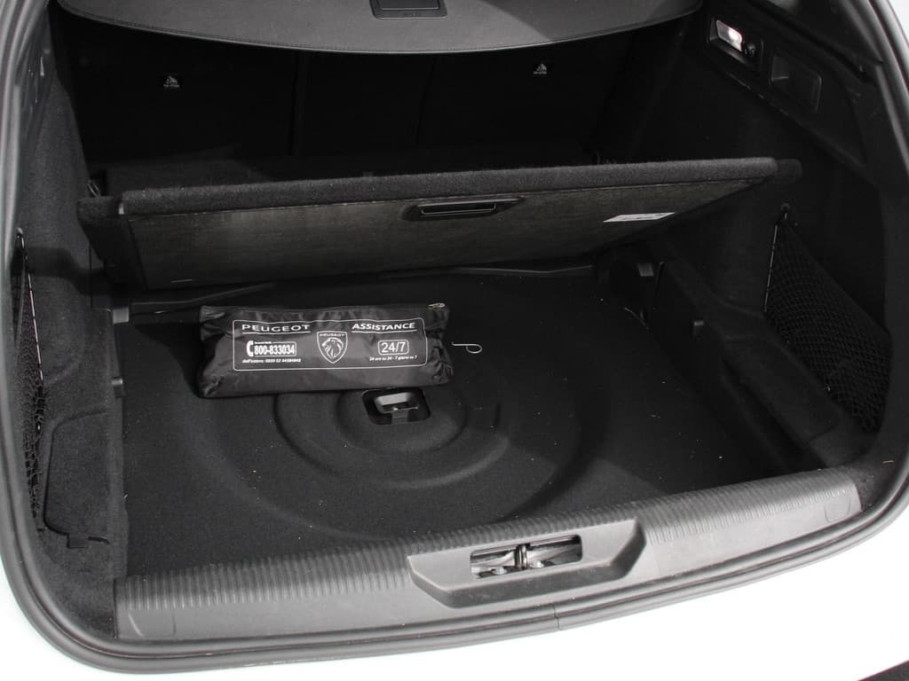 Peugeot 308 1.2 PureTech GT thumbnail 32