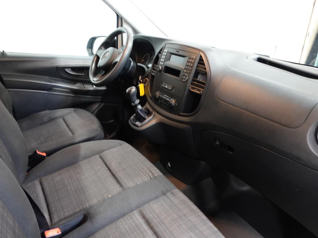 Mercedes-Benz Vito Tourer 111 Base Extra Lang thumbnail 31