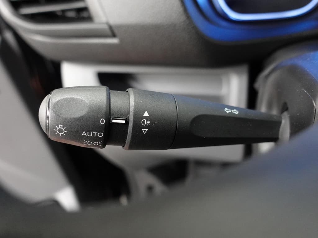 Opel Vivaro-e Combi L3H1 75 kWh thumbnail 19