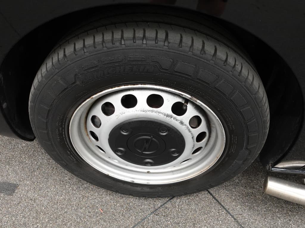 Opel Vivaro-e Combi L3H1 75 kWh thumbnail 5