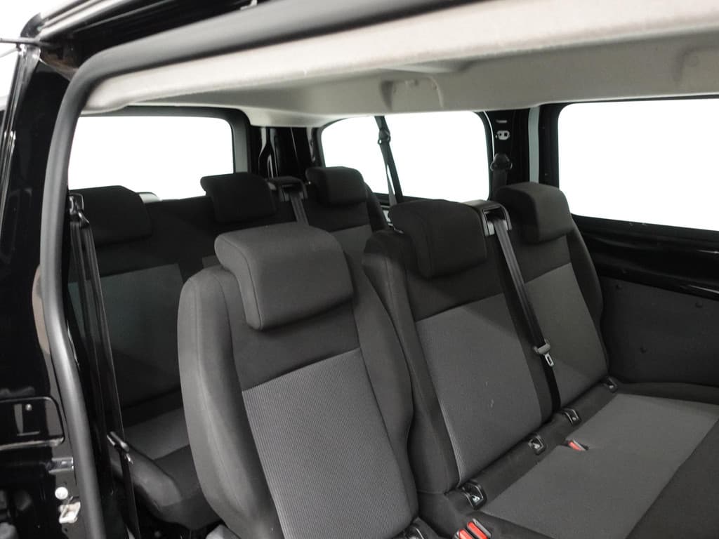 Opel Vivaro-e Combi L3H1 75 kWh thumbnail 9