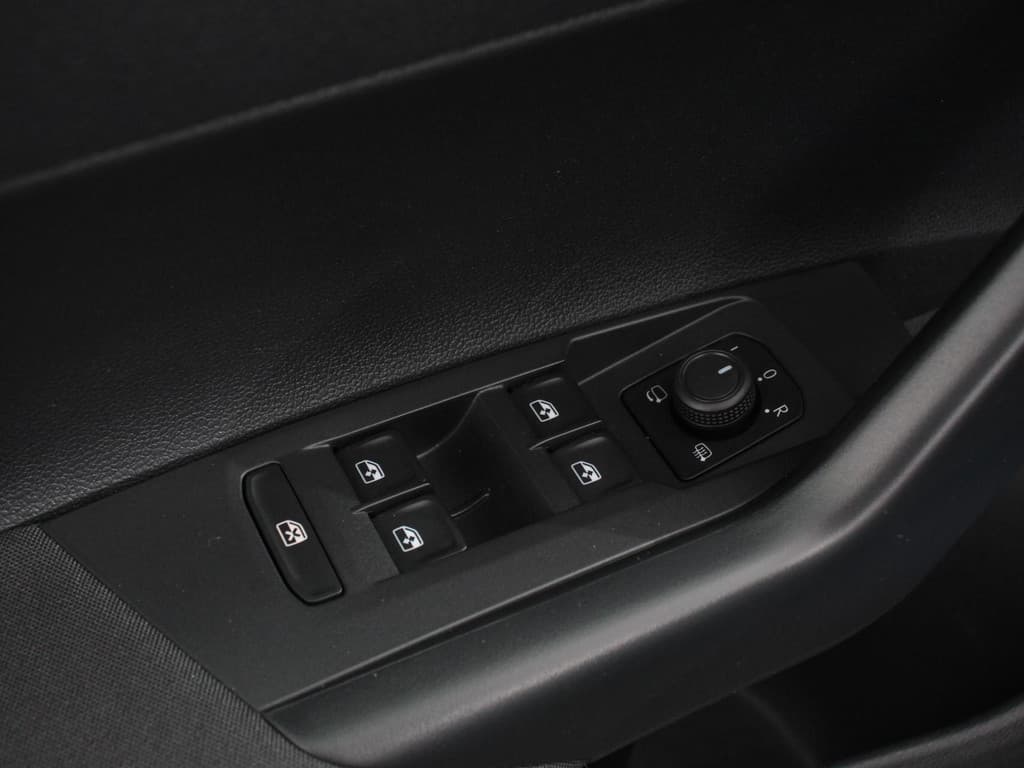 Volkswagen Polo 1.0 TSI Life thumbnail 12