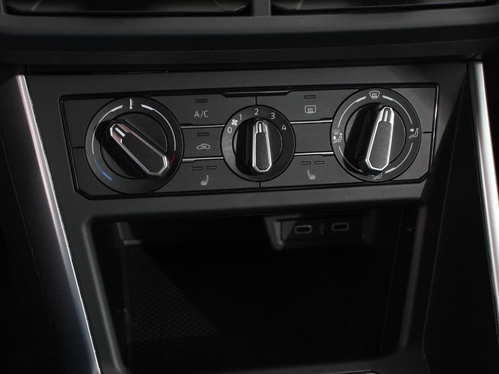 Volkswagen Polo 1.0 TSI Life thumbnail 20