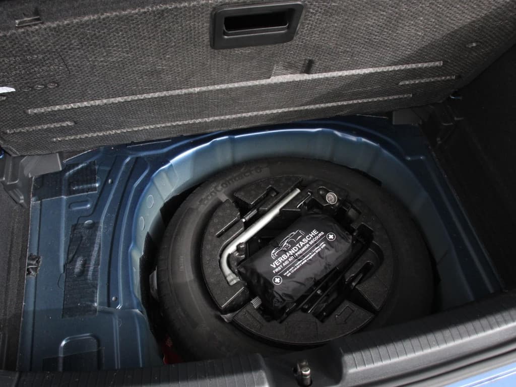 Volkswagen Polo 1.0 TSI Life thumbnail 37