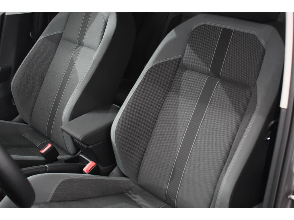 Volkswagen Polo 1.0 TSI 110pk DSG Highline thumbnail 9