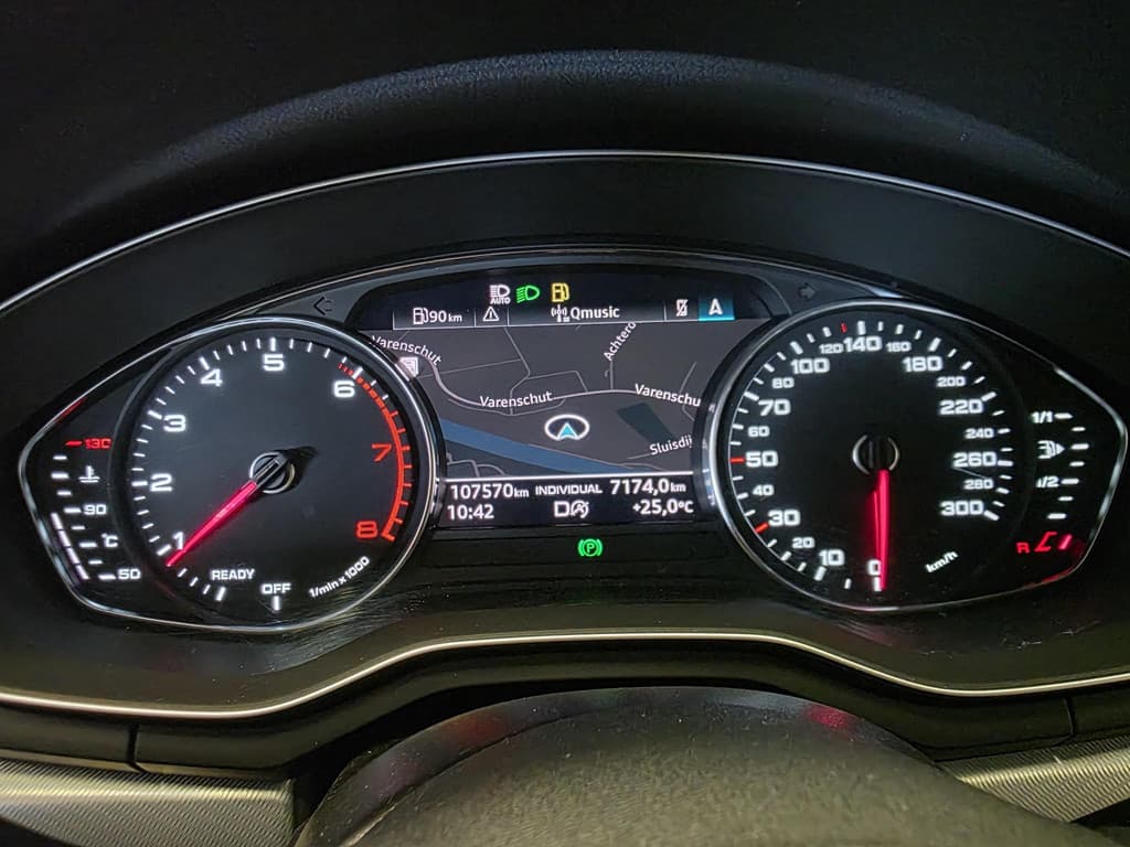 Audi A4 Avant 40 TFSI S-Tronic Business Aut thumbnail 10