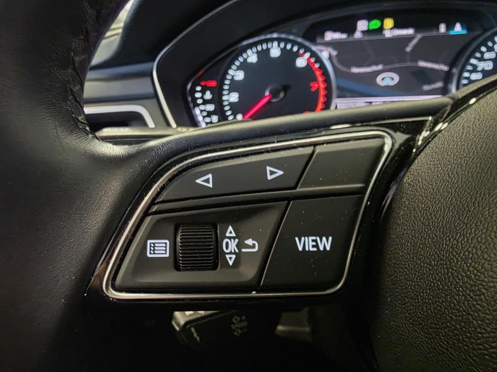 Audi A4 Avant 40 TFSI S-Tronic Business Aut thumbnail 11