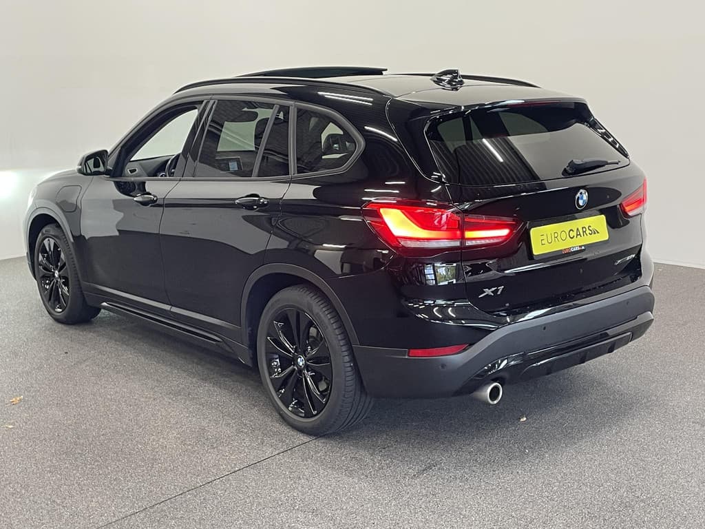 BMW X1 xDrive25e SportLine thumbnail 5