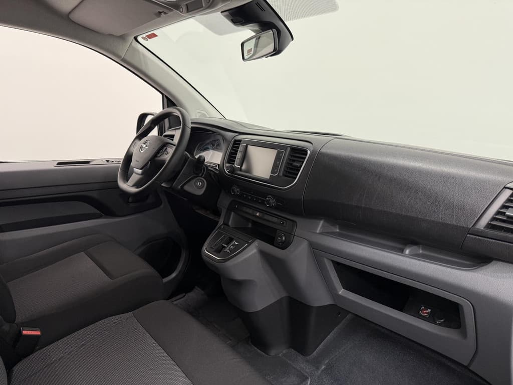 Opel Vivaro-e Combi L3H1 75 kWh thumbnail 20