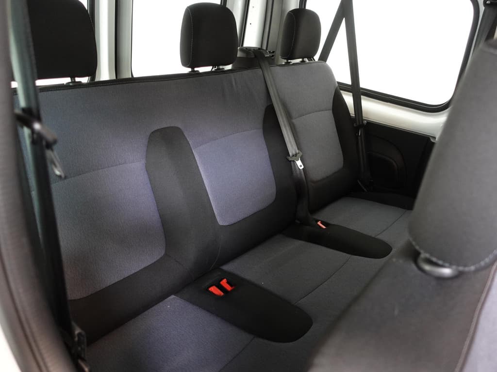 Opel Vivaro Combi 1.6 CDTI L1H1 9-PERSOONS Personenbus thumbnail 38