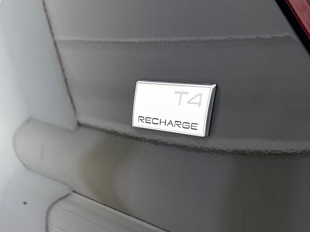 Volvo XC40 1.5 T4 Recharge R-Design Expression Auto. thumbnail 9