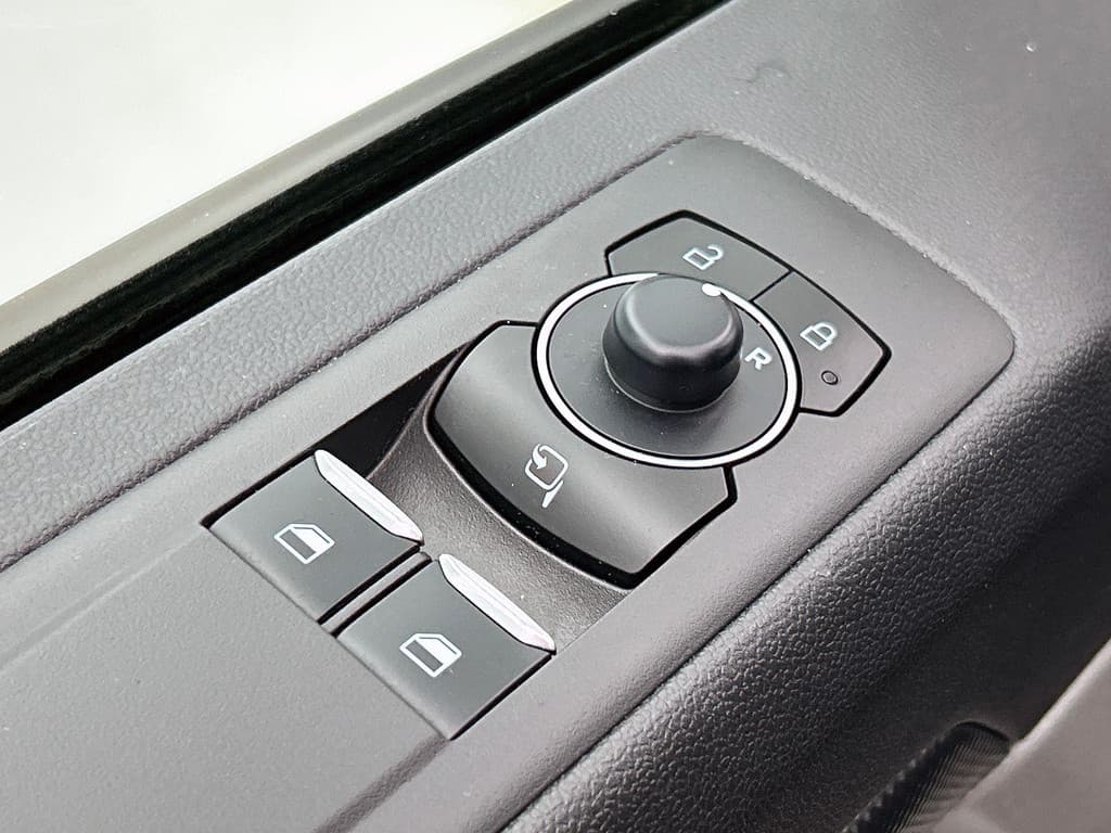 Ford Transit Custom 340 2.5 PHEV Automaat L2H1 Limited thumbnail 21